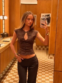 Malin Tomkins top med cut-out - Brun