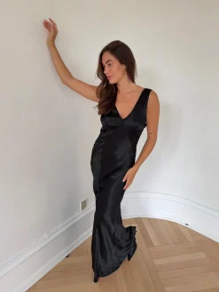 Miana maxi satinkjole - Sort