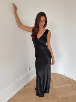 Miana maxi satinkjole - Sort