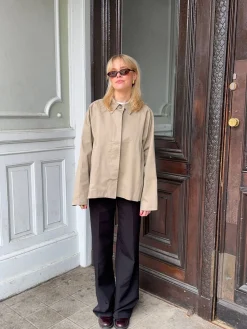 Monica kort trenchcoat - Beige