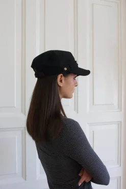 Myra kasket med detaljer - Sort