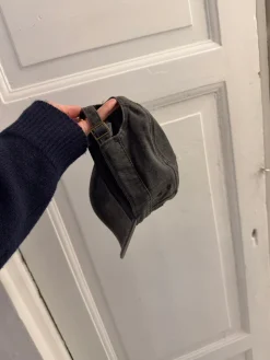 Myr kasket - Mørkegrå