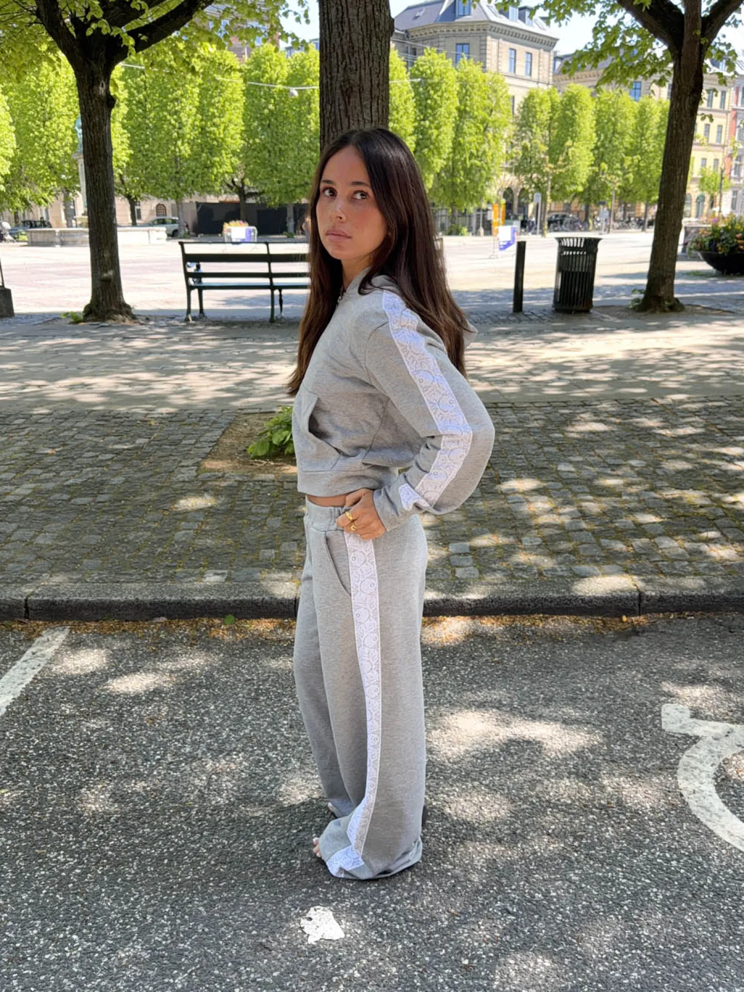 Obban sweatpants med blonder - Grå/hvid