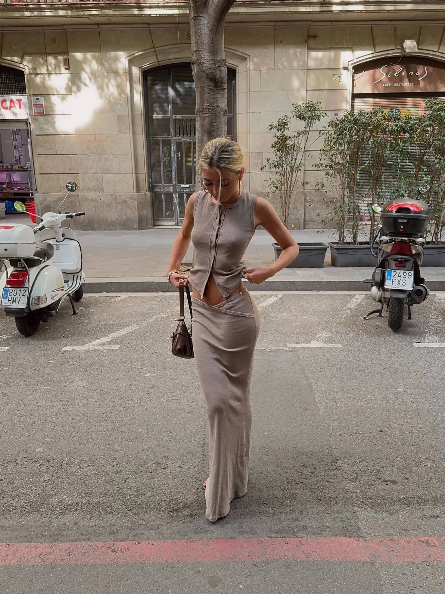 Osccarra top med knapper - Beige