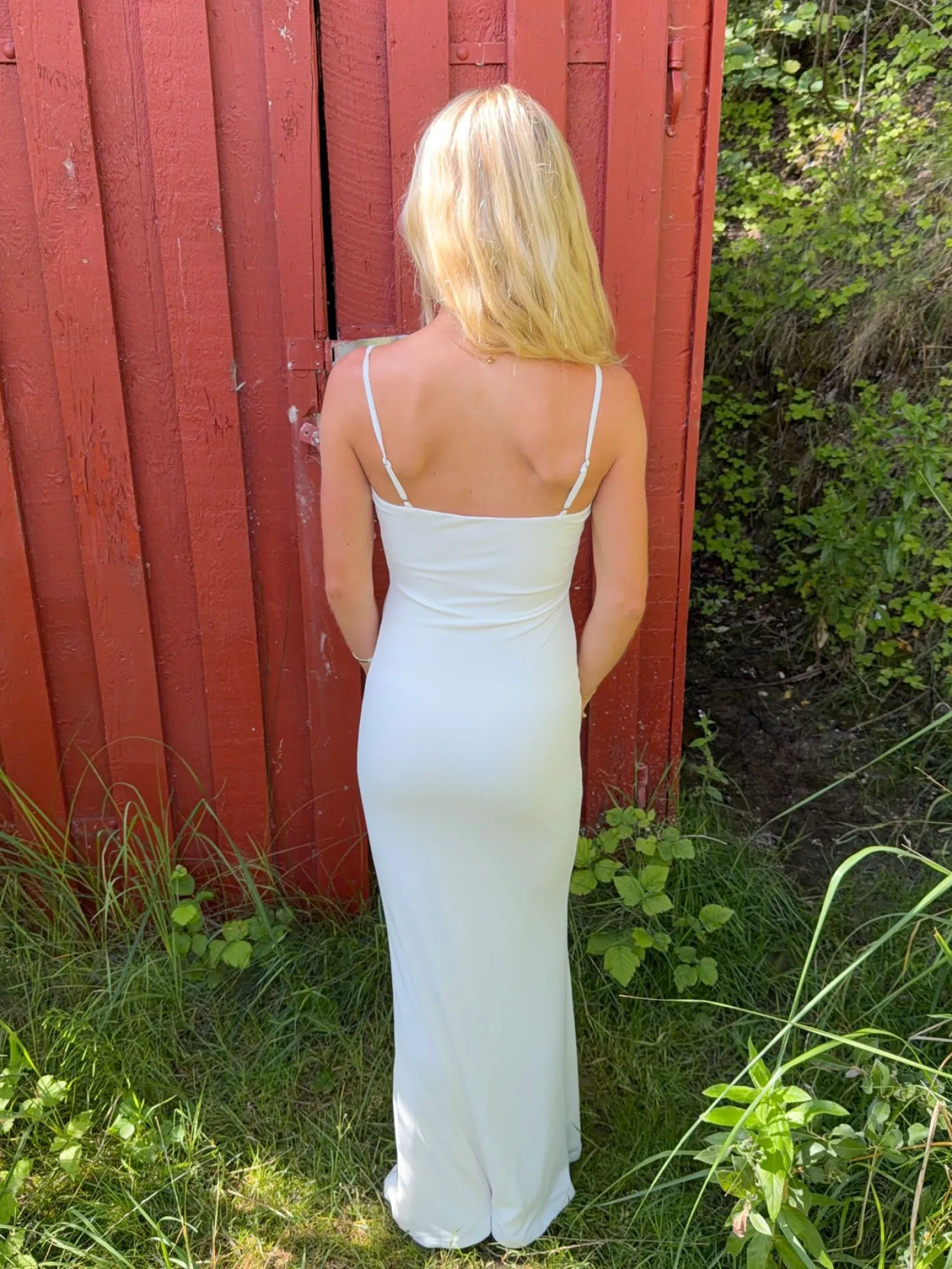 Prisa maxikjole med cut out - Hvid