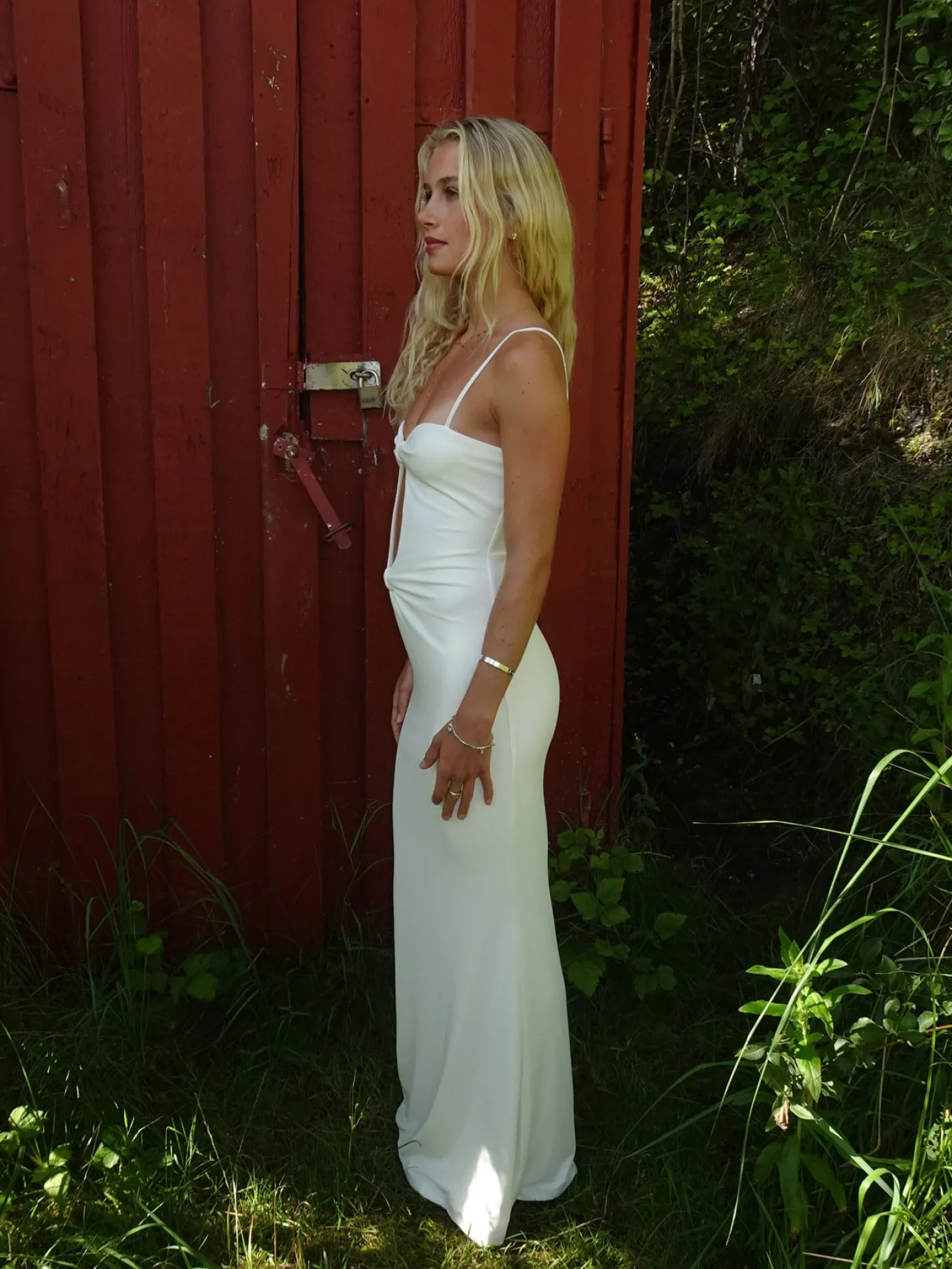 Prisa maxikjole med cut out - Hvid