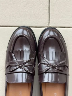 Samia loafers med detaljer - Brun