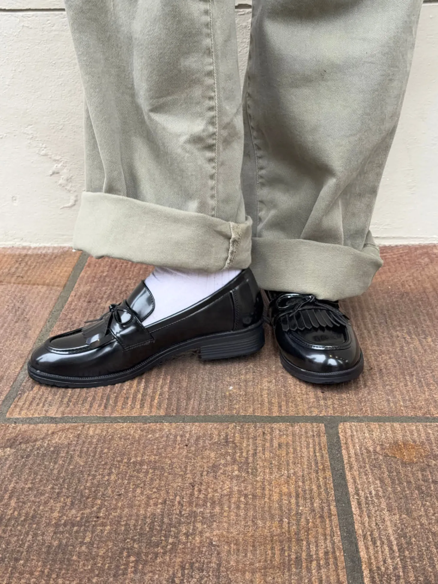 Samia loafers med detaljer - Sort