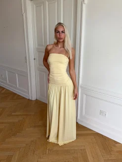 Solara kjole – Lys gul