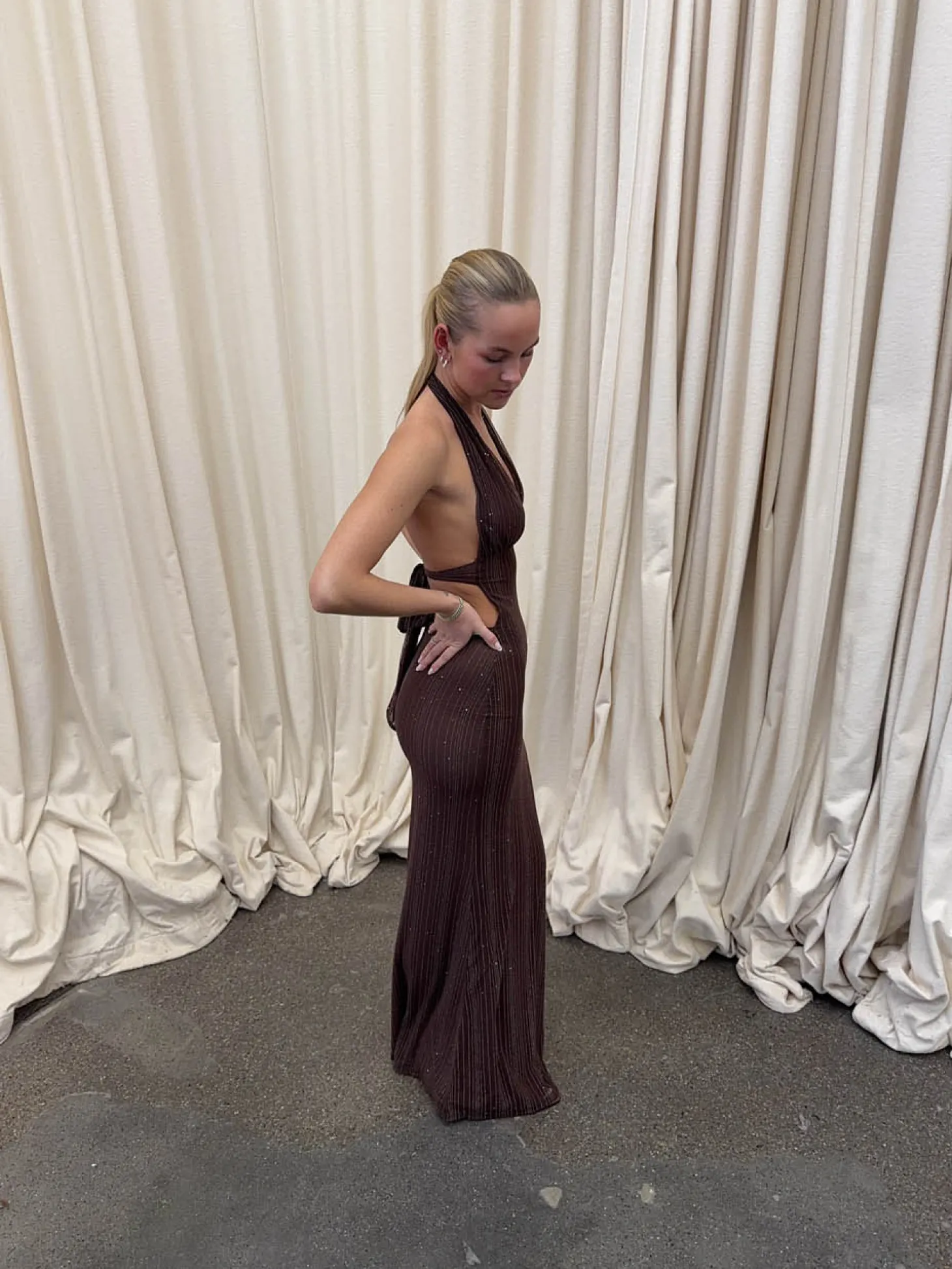 Sotina kjole med glitter - Brun