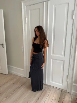 Stella maxinederdel med bindebånd - Mørkegrå
