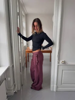 Sussa bukser med detaljer - Bordeaux