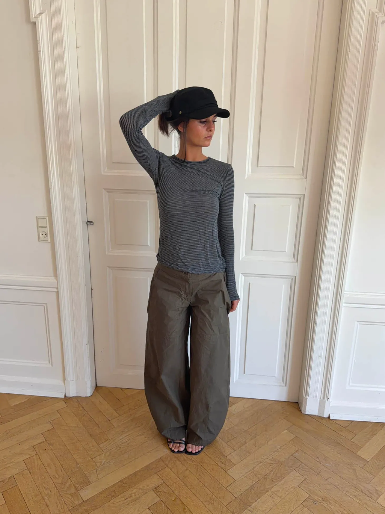 Suzy bluse med striber - Sort/grå