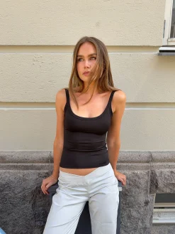 Svea tanktop - Sort