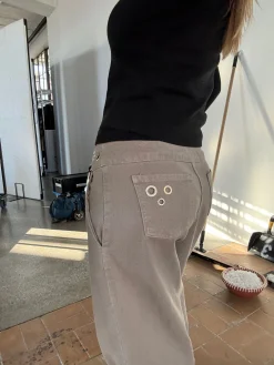 Tanija jeans med ringdetaljer - Beige