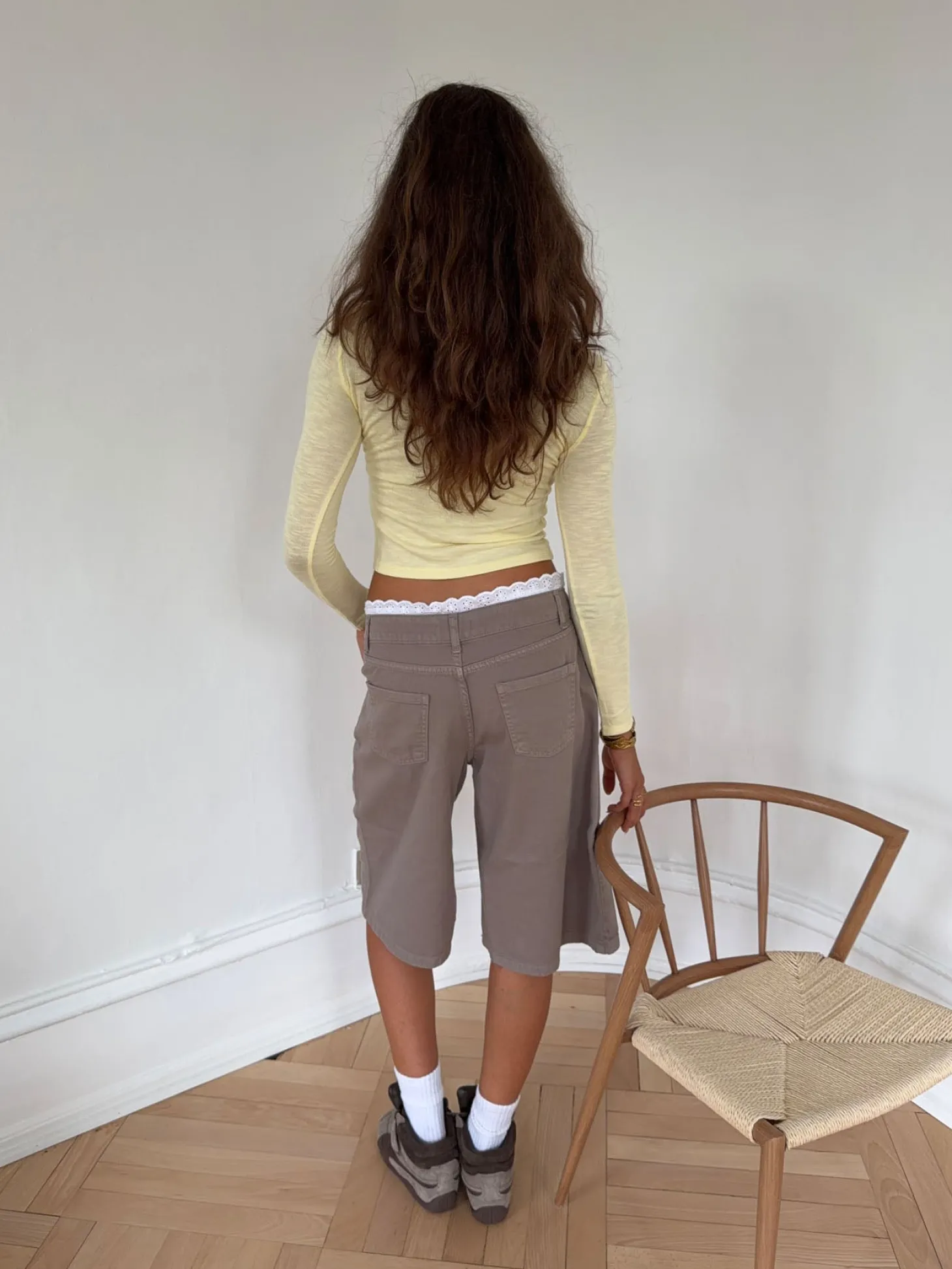 Teha bermudashorts med blonder - Beige/hvid
