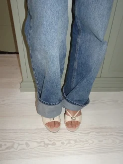 Teleo minihæle med spændedetalje - Beige