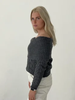 Theresa off-shoulder strik - Grå