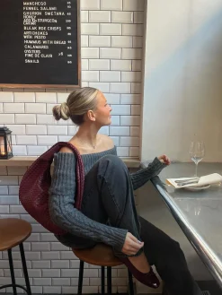 Theresa off-shoulder strik - Grå