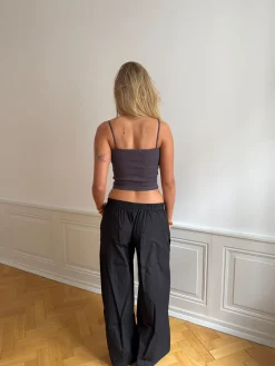 Thilde tanktop med rhinsten - Mørkegrå