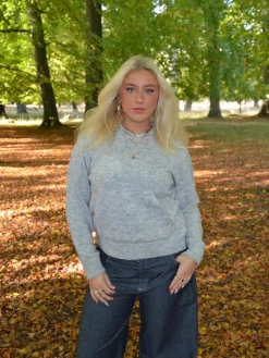 Tilly strikket hættetrøje - Grå