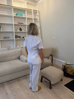 Tinna pyjamassæt med isvafler - Blå/hvid