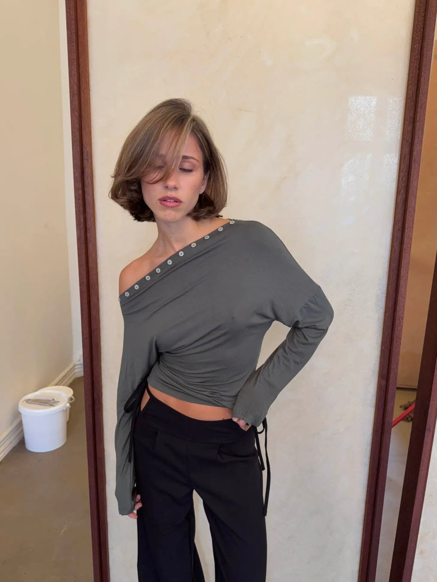 Ukana bluse med knapper - Kaki