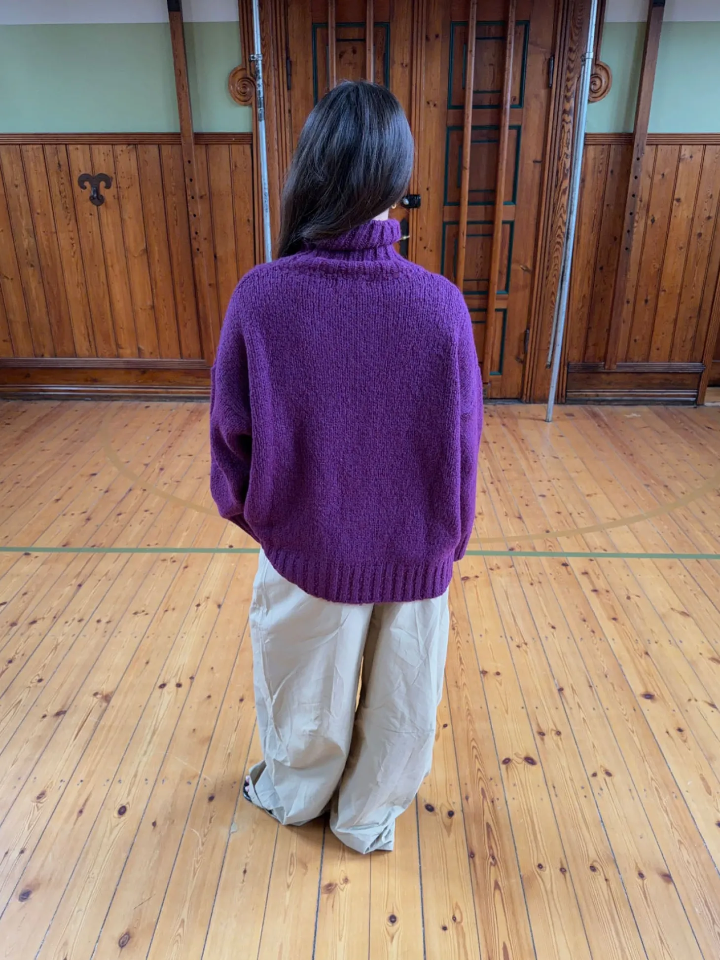 Valdamara oversized striktrøje med turtleneck - Lilla
