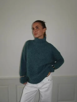 Valdamara oversized striktrøje med turtleneck - Blå