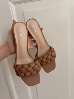 Yasmin mules med flet - Beige